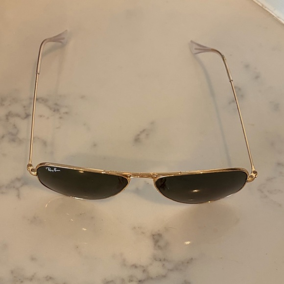 Ray-Ban Aviator Small Black and Gold Sunglasses - Picture 3 of 4